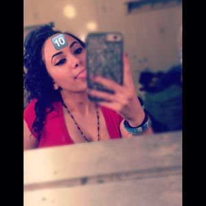 Meet your Posher, Ashlee