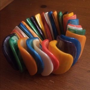 Colorful bracelet perfect for Spring&Summer!