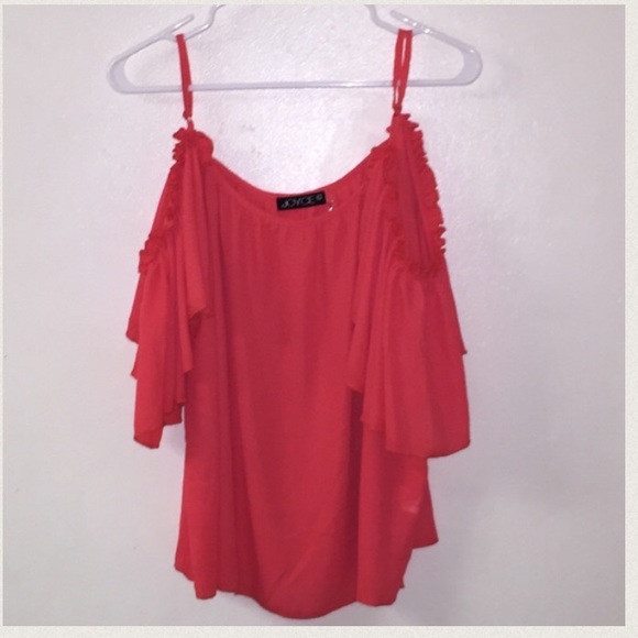 Off the Shoulder top - Picture 2 of 3