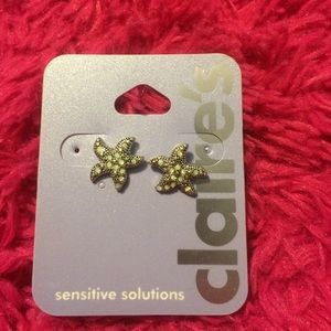 Claire's earrings