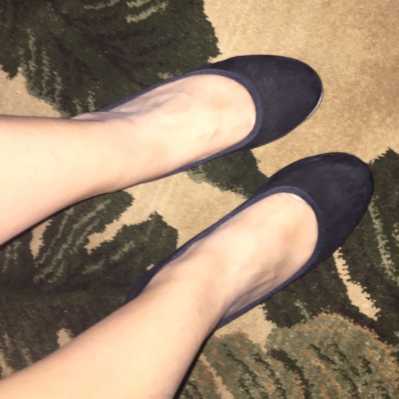 Black Stripped Wedges