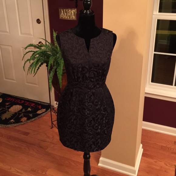 Black Dress - Picture 1 of 3