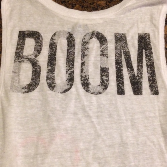 Tank top! - Picture 2 of 4