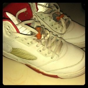 Air Jordan 5 sunset