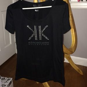 Kardashian kollection black tee