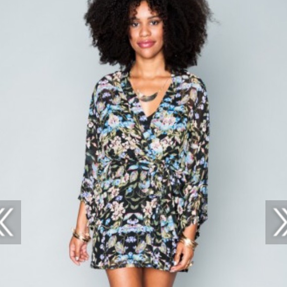 ISO Talking Tulips Texas Kimono
