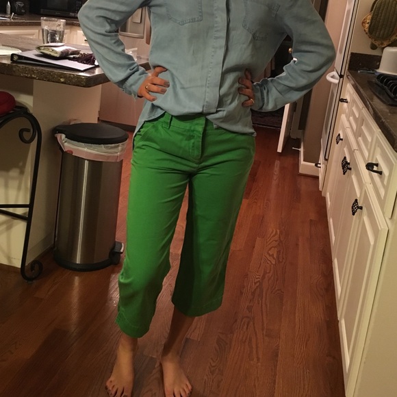 J. Crew Chino classic Twill green Jean material