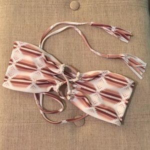 🌸 NWOT Acacia Lumahai Top in Tribal Ombré 🌸