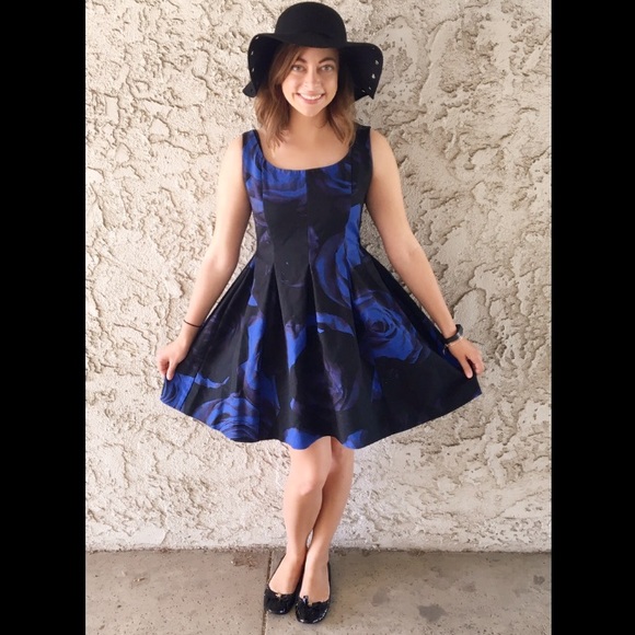 GAP Dresses & Skirts - ◾️Royal blue and black dress◾️