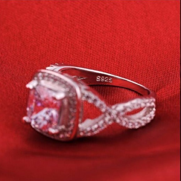 new real silver ring - Picture 3 of 3