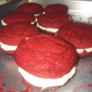 Meet your Posher, Daniela