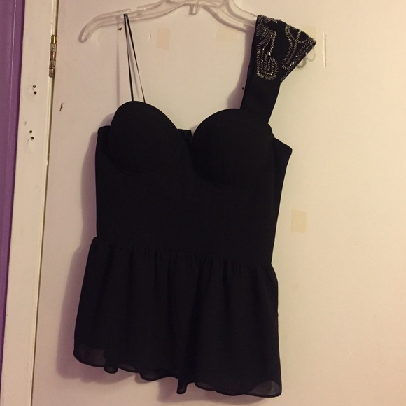 Guess one shoulder beaded top - Picture 1 of 2
