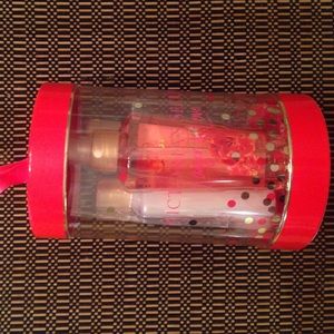 Victoria's Secret layer& love