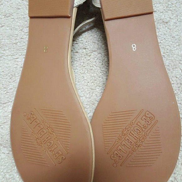 Sandal - Picture 2 of 3