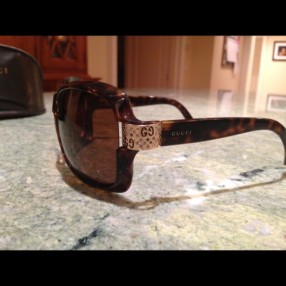 Gucci sunglasses