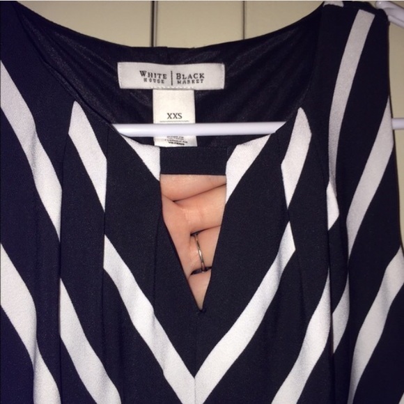 🆕 🖤 Sleeveless "MaryJane" Chevron Designer Dress - Picture 4 of 4