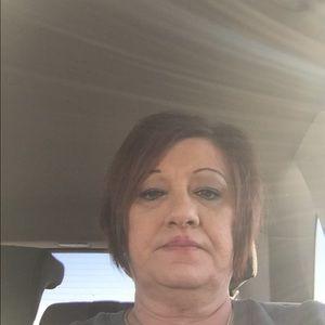 Meet your Posher, Deana