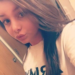 Meet your Posher, Alissa