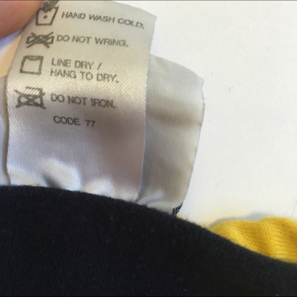 Sport Tank with Built-In Coverage - Picture 4 of 4