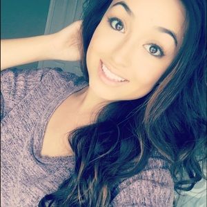 Meet your Posher, Vanessa