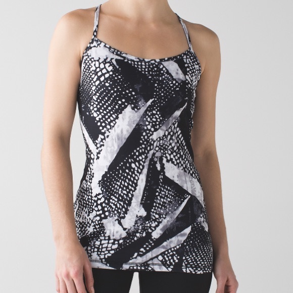 lululemon athletica Tops - LULULEMON POWER Y TANK NWT Sz 6