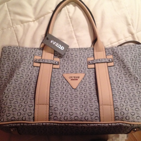 Guess purse