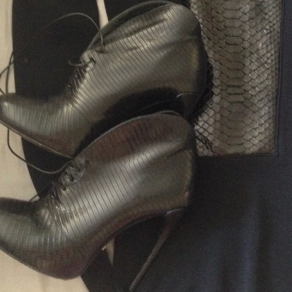 Gucci shoes And sweater Python collection - Picture 3 of 3