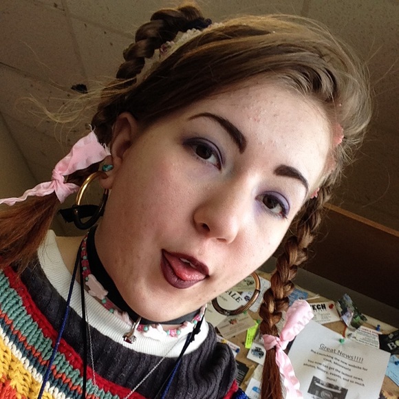 Meet your Posher, Rachael - Picture 2 of 2