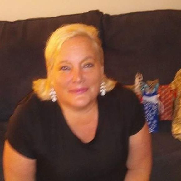 Meet your Posher, Michele