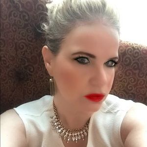 Meet your Posher, Arlene