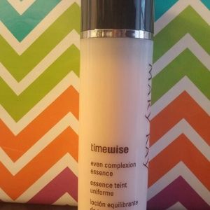 Even Complexion Essence