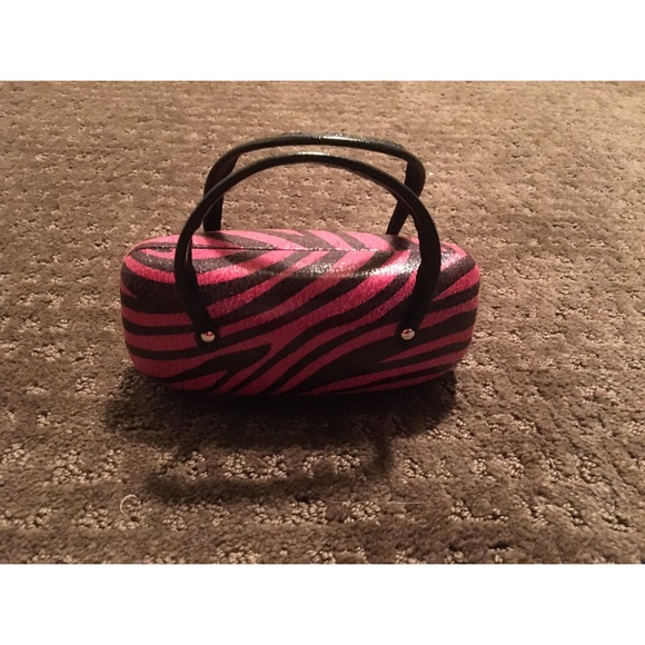 Glasses case