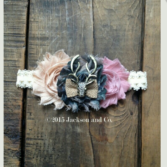 ISO this cute baby head band!