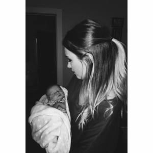 Meet your Posher, Carlee danielle