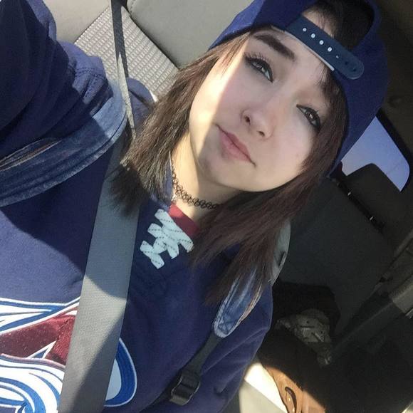 Meet your Posher, Janell - Picture 1 of 1