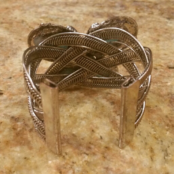 Butterfly bracelet - Picture 3 of 4