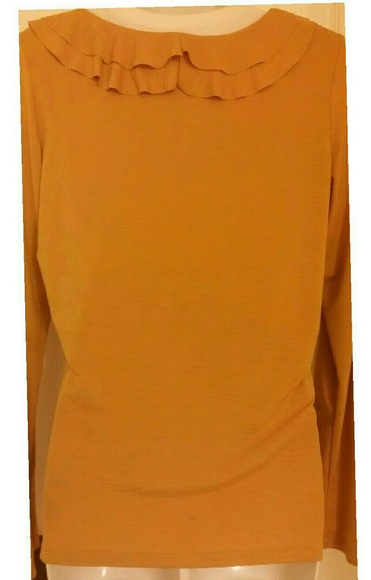 💛💛Mustard Ruffle Top - Picture 2 of 3