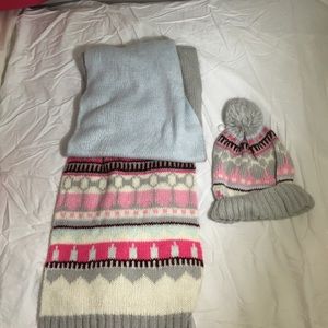 Gap hat and scarf!