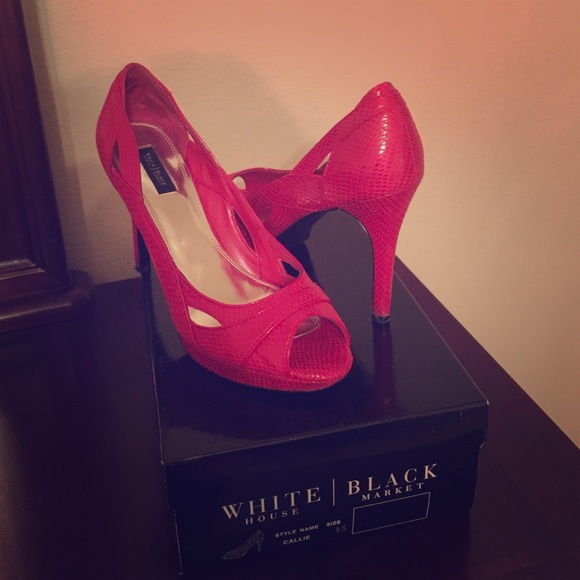 Cherry/salmon heels size 9.5