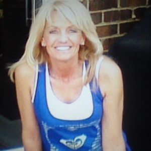 Meet your Posher, Debra