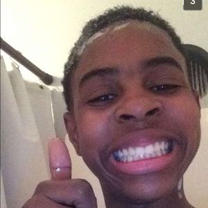 Meet your Posher, Joy