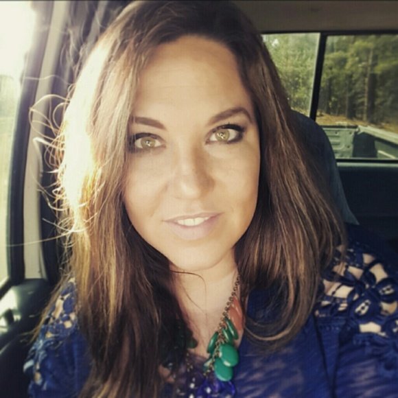 Meet your Posher, Megan - Picture 1 of 1