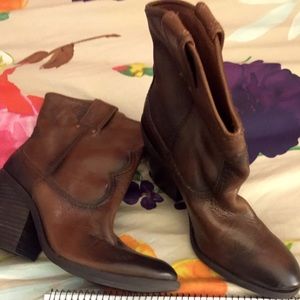 Lucky Brand ankle boots