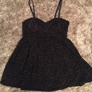 Forever 21 sheer velvet detail top