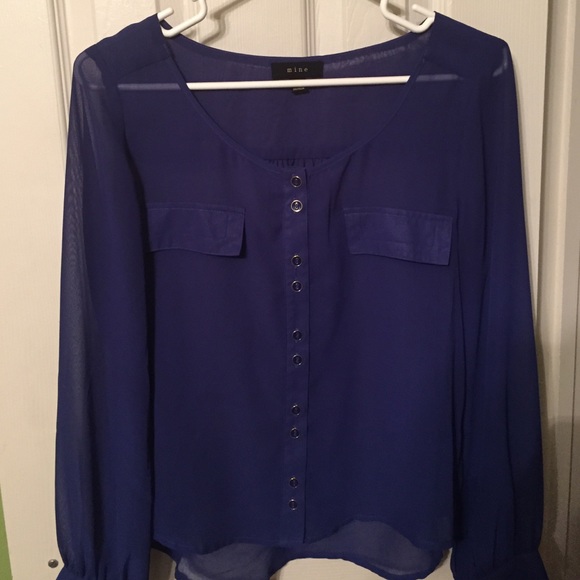 Mine size medium blouse