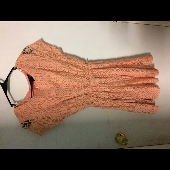 * FOREVER21 * Elaborate designed Peachy Dress