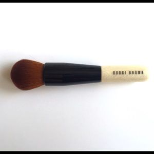 New Bobbi Brown Full Coverage Foundation Brush