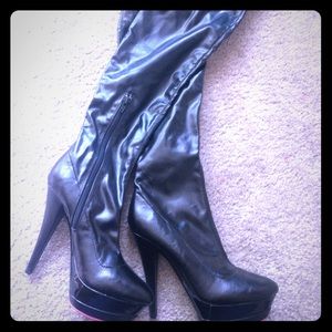 Black knee high stiletto boots