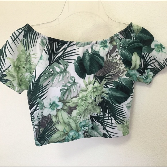 Palm Print Crop Trop - Picture 4 of 4