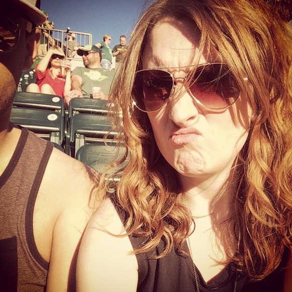 Meet your Posher, Rosaleen - Picture 2 of 3